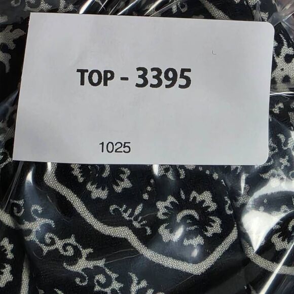 New Directions Black White Print Wrap Blouse XL - Picture 7 of 7